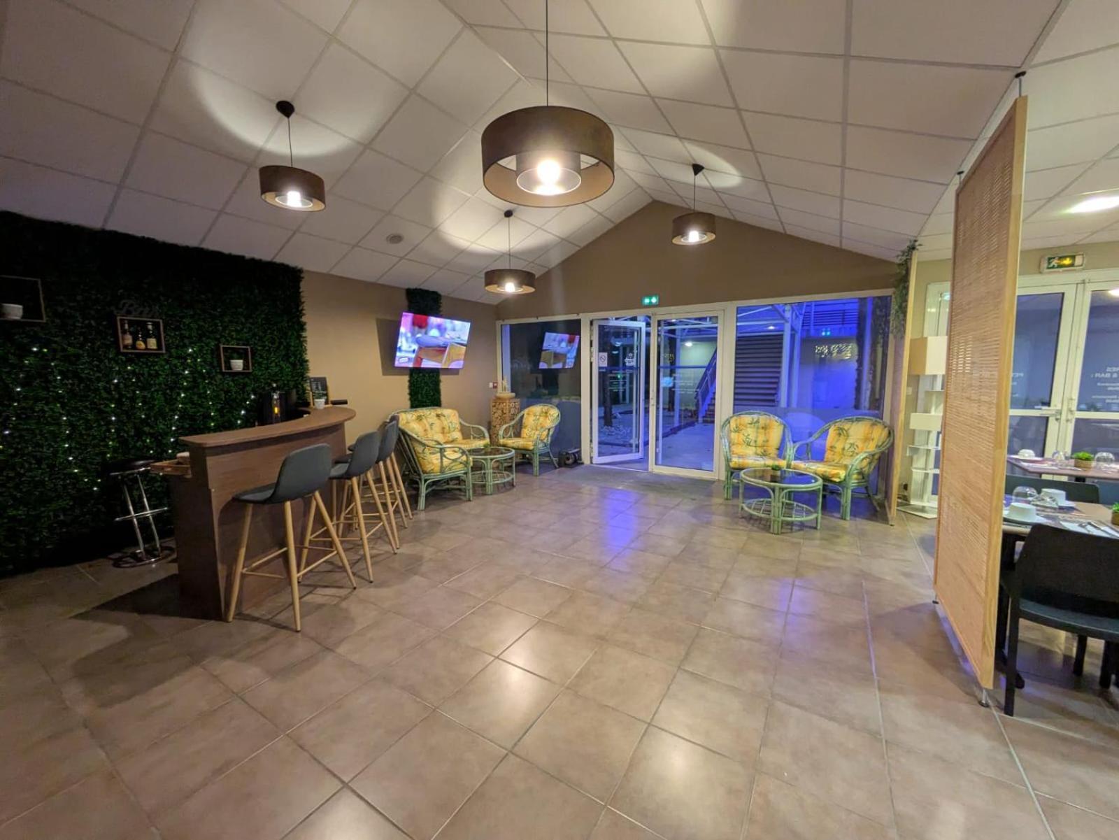Hotel L'Oceane Angers Parc Expo Verrieres-en-Anjou Buitenkant foto